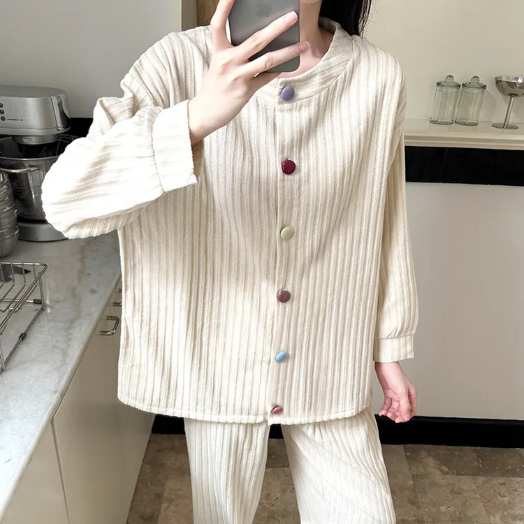 新款睡衣春秋季女款保暖德绒套装女士长袖开衫坑条薄绒休闲家居服