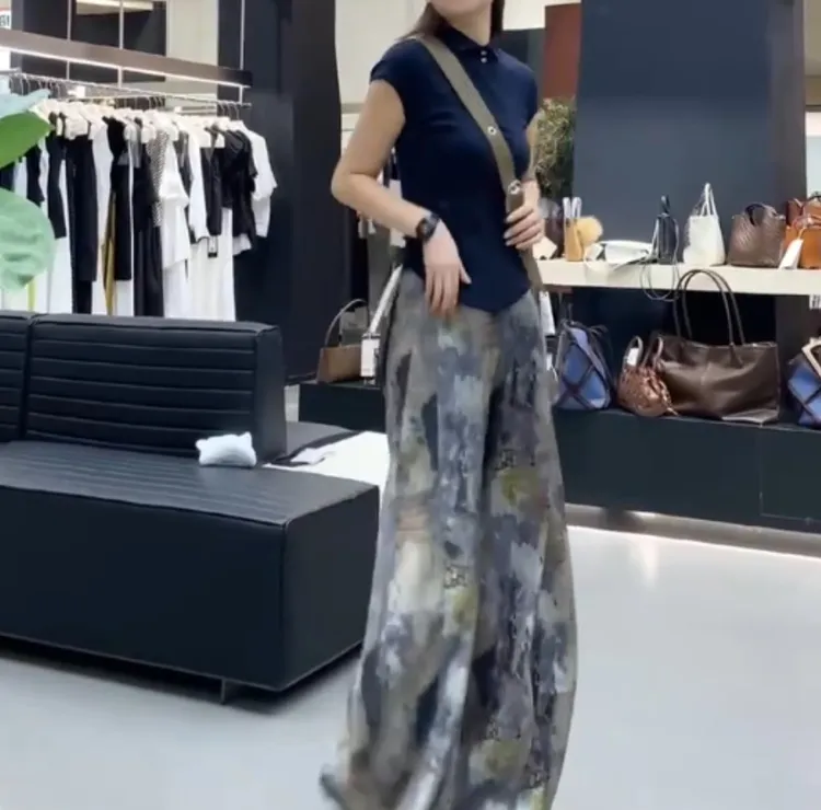 时尚潮流百搭精品女装dgd2313