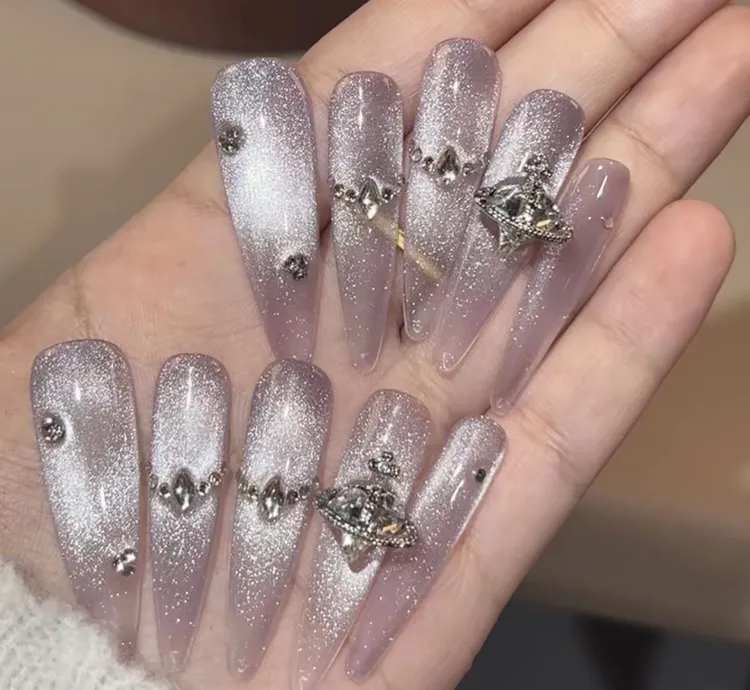 【幻幻紫恋】显白简约爆闪西太后猫眼香芋紫美甲贴片可拆卸百搭轻奢