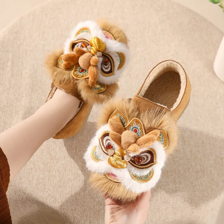 新款冬季加绒虎头鞋女绣花鞋马面裙鞋民族风手工棉布鞋保暖汉服鞋