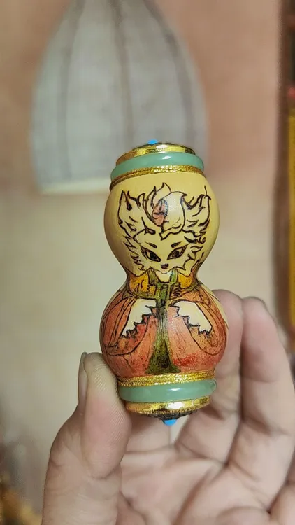 双镶口绕指葫芦烙画