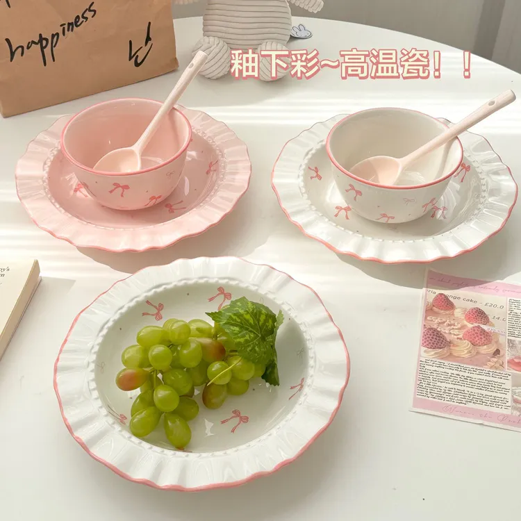 少女心蝴蝶结陶瓷餐具套装可爱餐具高颜值釉下彩甜品碗盘子