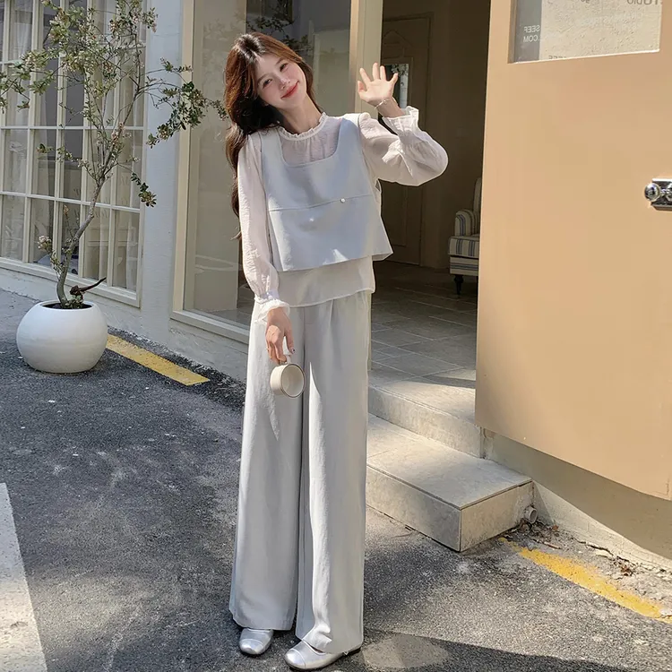 春夏ootd穿搭一整套女2025年新款休闲松弛感马甲小衫阔腿裤三件套