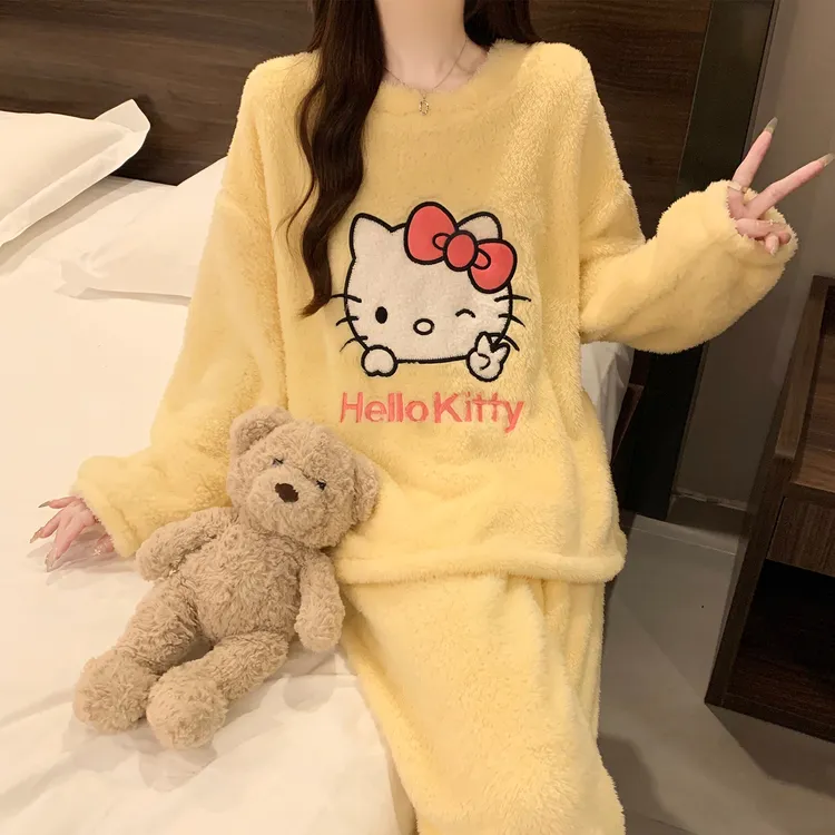 奶黄KT猫秋冬款珊瑚绒睡衣女冬季加厚保暖卡通甜美毛绒家居服套装
