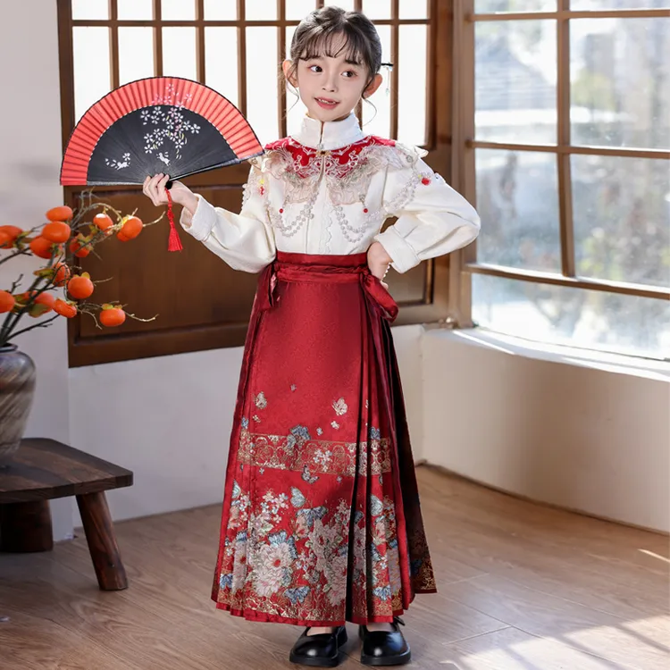 儿童加绒拜年服冬季套装小女孩新中式国风高端马面裙明制日常汉服