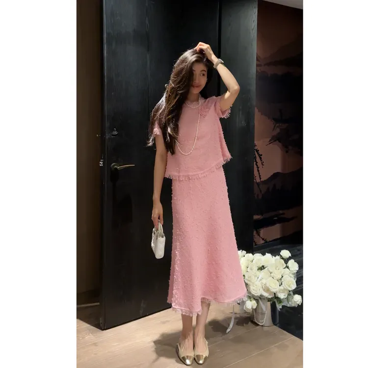 N.COU妮蔻25夏新款小香风温柔气质毛边上衣套装女带胸针DY60827-1