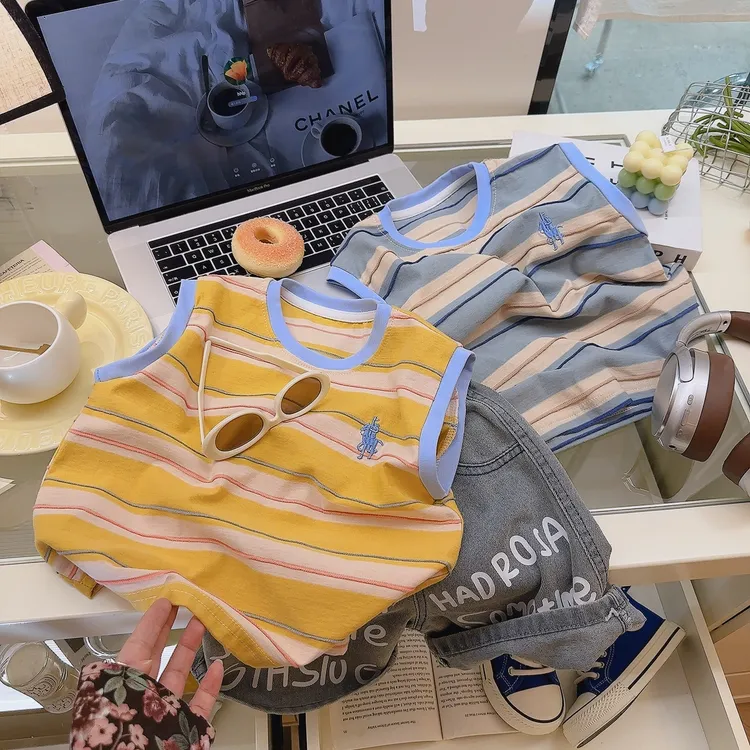 2025新款条纹无袖上衣时尚百搭中大童男宝宝