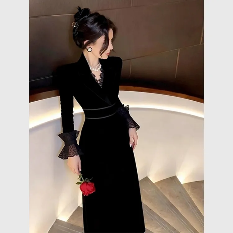 黑色丝绒连衣裙秋冬新款时尚重要场合气质名媛巨好看修身打底长裙