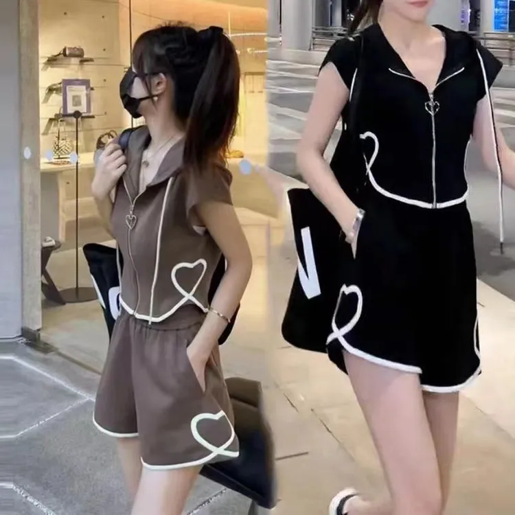 时尚休闲短袖运动套装2025夏季黑色新款女装短裤子洋气连帽两件套