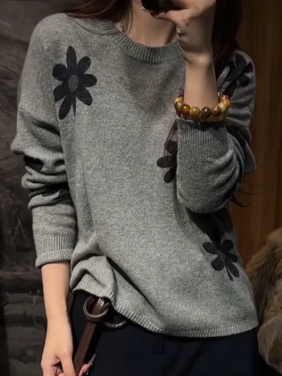 法式复古减龄花朵印花圆领套头毛衣女早秋宽松慵懒风气质小众上衣