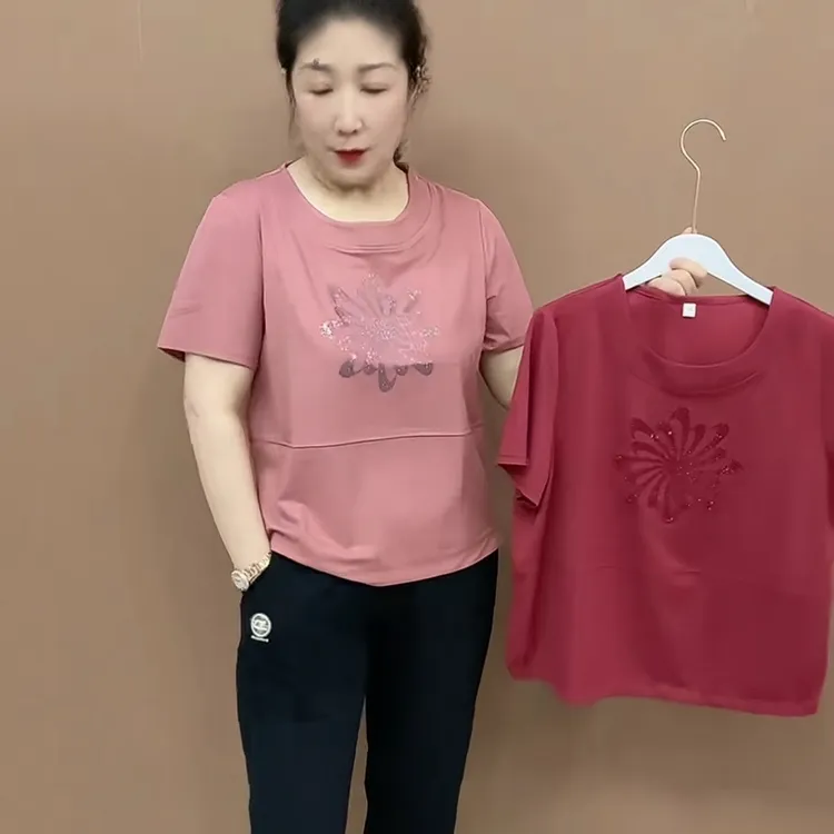 女士夏季短袖T恤宽松大码遮肚中老年女装上衣