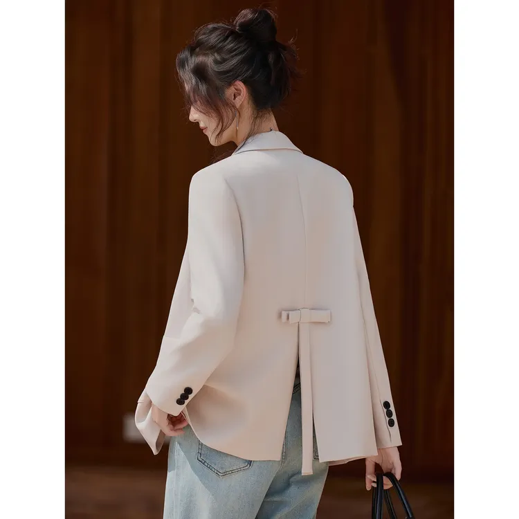 后开叉西装外套女2025新款春秋休闲宽松设计感小众小个子西服上衣