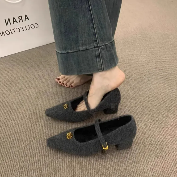 法式高级感灰色呢子粗跟玛丽珍鞋气质通勤毛毛鞋女外穿加绒棉鞋子