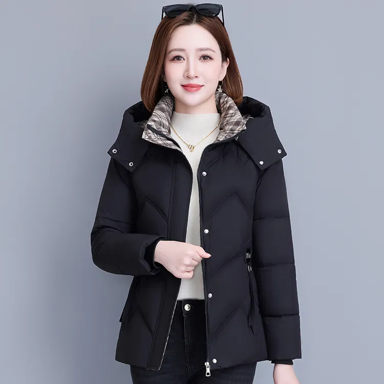 女士冬装加厚外套中年妈妈韩版短款时尚棉服显瘦加大码小个子棉袄
