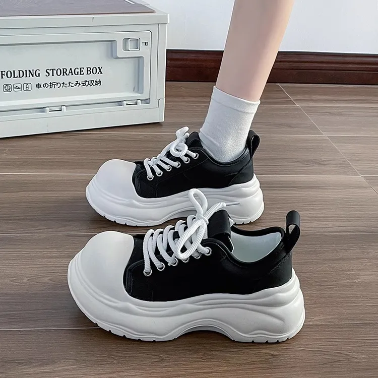 小个子丑萌大头面包休闲板鞋女2025春秋季新款厚底增高松糕小白鞋