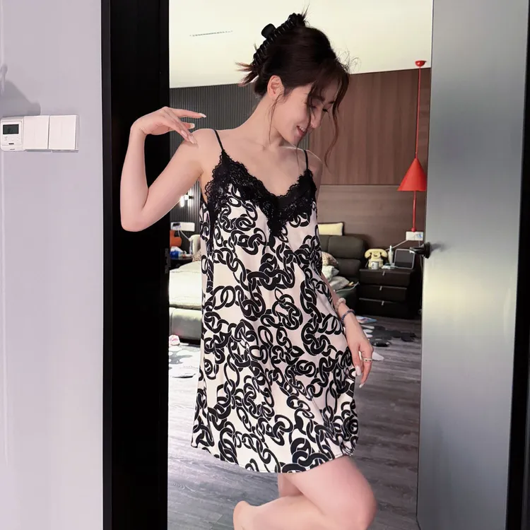 法式轻奢高级感显瘦睡衣女夏季薄款蕾丝拼接纽结印花气质露背短裙