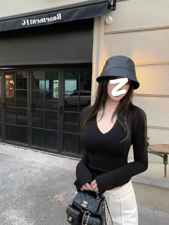 秋冬韩版设计款打V领洋气百搭简约时尚修身显瘦纯色长袖9077