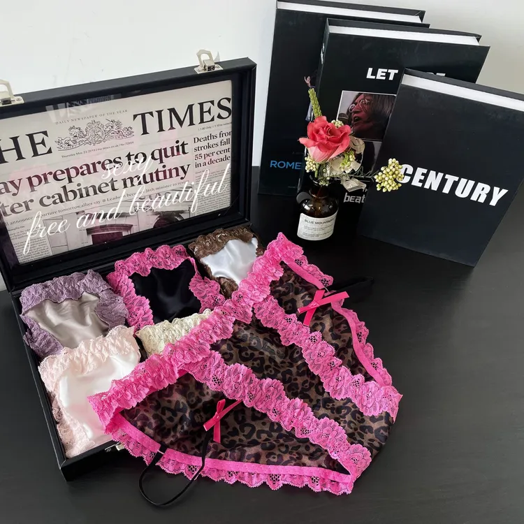 （组合装）纯欲芭比~性感镂空蕾丝网纱内裤少女纯欲撞色女生辣妹