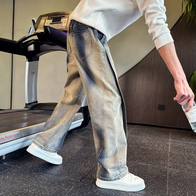 潮牌直筒牛仔裤男高级感重磅裤子2025新款秋冬水洗做旧宽松休闲裤