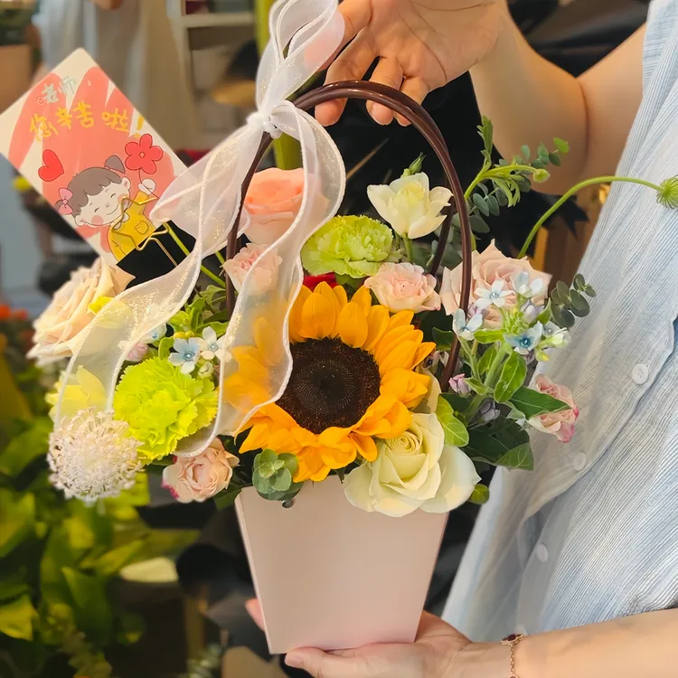 日常通用 防水牛皮手提袋 插向日葵康乃馨花艺沙龙手提袋