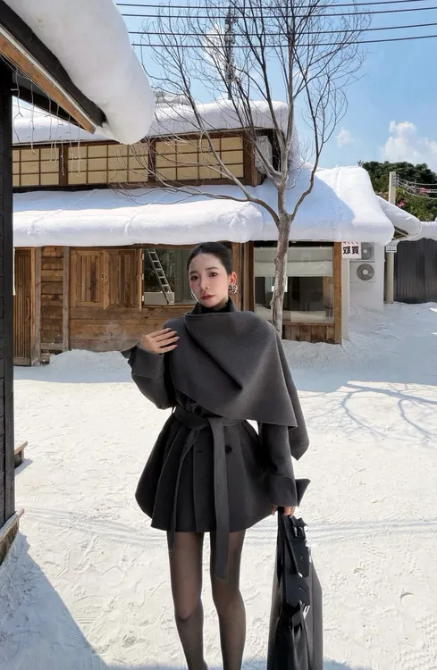 望野集WIdset2025秋冬韩版宽松显瘦百搭斗篷披肩呢子外套女11152#