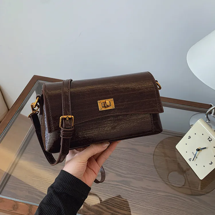 女包小方包洋气时尚百搭女士小包包单肩包韩版斜挎包简约通勤小包