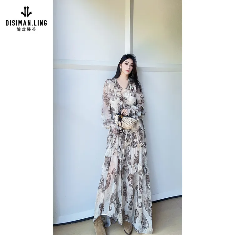 迪丝嫚苓花色连衣裙碎花气质时尚百搭小众提花优雅复古原创设计师