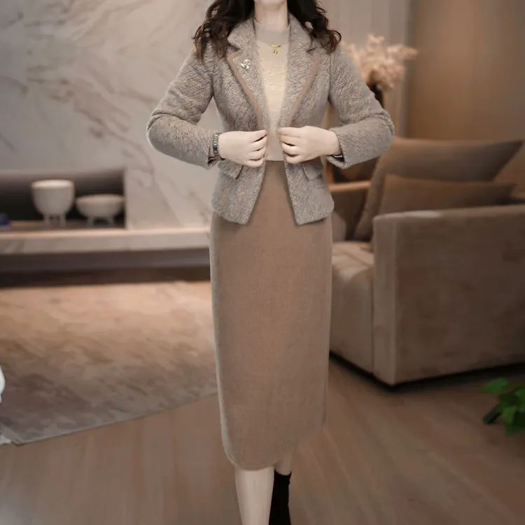 贵妃貂绒2025秋冬新款优雅轻奢高级感修瘦假两件连衣裙外套套装