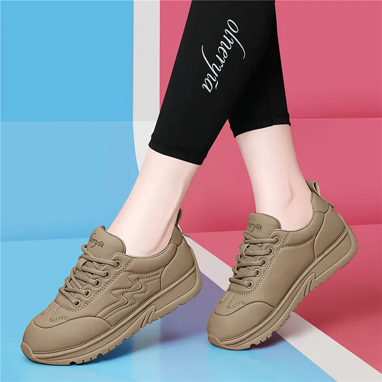 时尚厚底运动休闲阿甘鞋女2025秋季新款韩版百搭面包鞋舒适旅游鞋