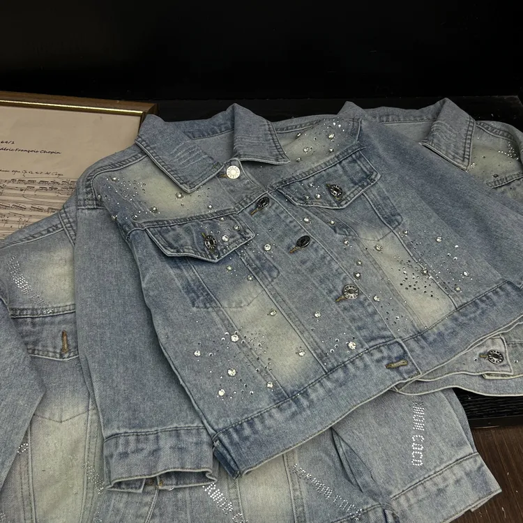 尤画2025春季带钻百搭时尚洋气女童宽松牛仔外套67058