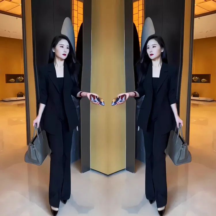 大码女装胖mm秋季新款洋气时尚西装套装修身西服上衣微喇裤两件套