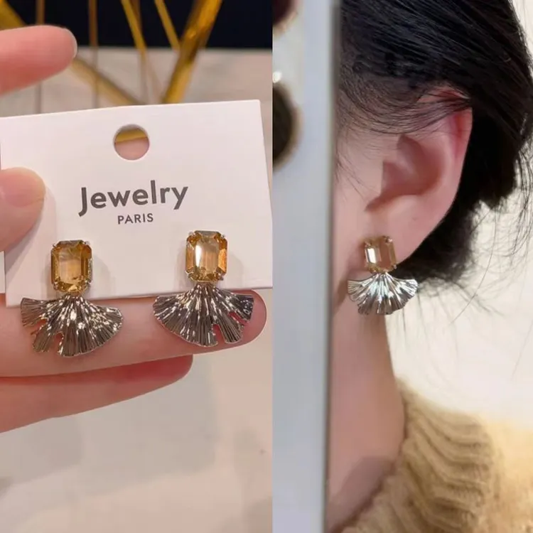 925银针耳饰韩版气质茶棕色方钻扇形银杏叶耳钉2026新款爆款耳环