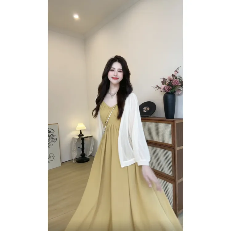 高级感V领收腰连衣裙女2025夏日海边度假风绝美吊带长裙3001
