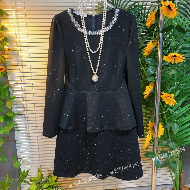 2025秋季胖妹妹大码女装新款重工钉珠亮晶晶甜美洋气修身连衣裙