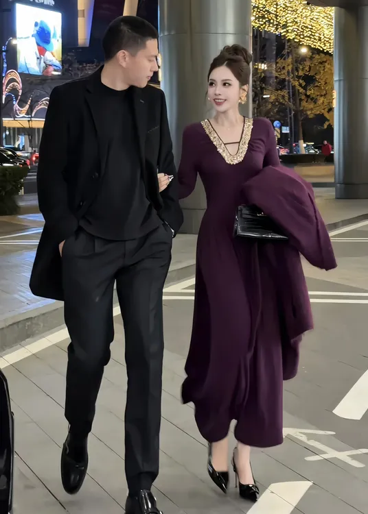 【冬装新款】DL157设计师显瘦时尚气质休闲精致收腰长款连衣裙