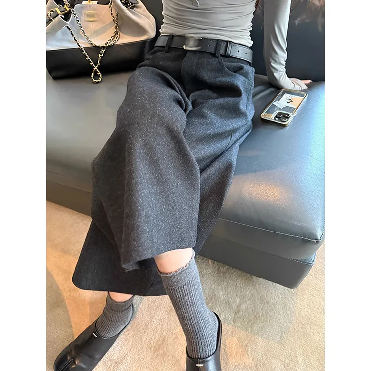 耶古法式碳黑灰毛呢料阔腿裤女秋冬新款高腰垂感显腿直八分直筒裤