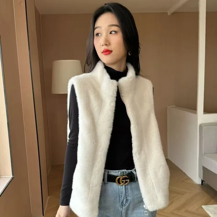 水貂毛皮草外套马甲2024新款短款秋冬水貂绒皮毛一体立领女士坎肩