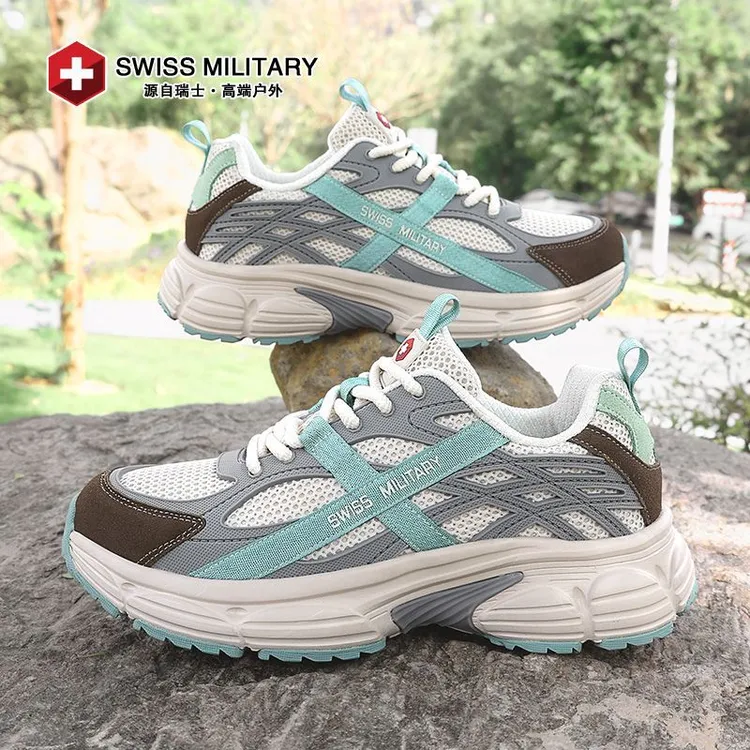 瑞士军工男女鞋情侣款户外登山防滑减震跑步运动鞋休闲透气厚底