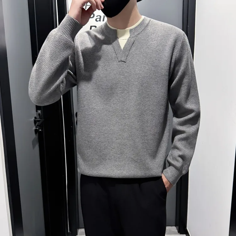 设计感小V领毛衣男秋冬款潮流高级感针织上衣2025新款男士打底衫