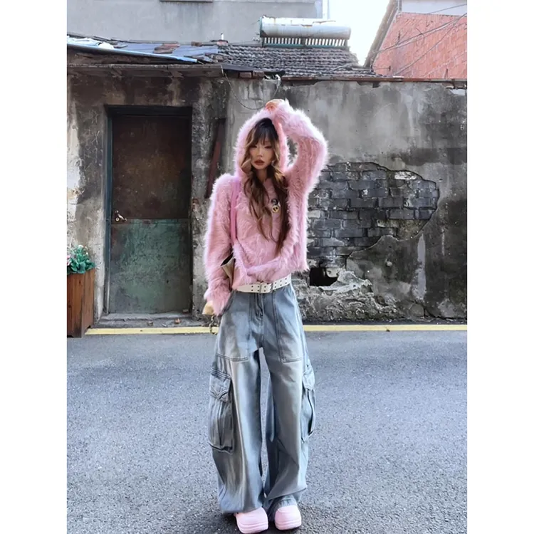 MARIE.COCO粉色仿貂绒软糯毛衣刺绣连帽针织衫女秋冬设计感牛仔裤