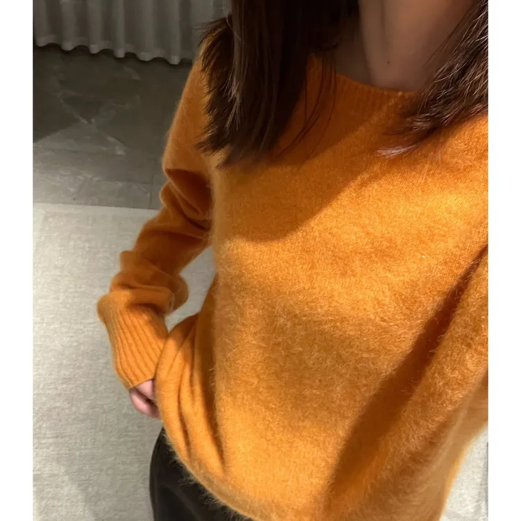 羊绒无缝一体宽松针织衫