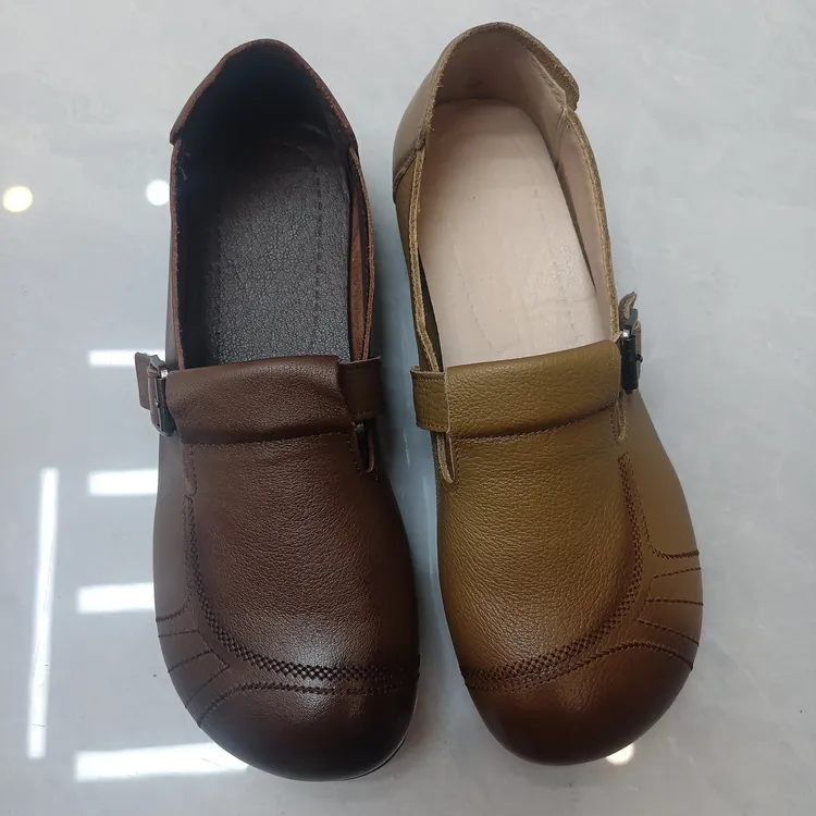 新款春季休闲鞋，鞋面头层牛皮，质地柔软，猪皮脚垫，透气，牛筋大底