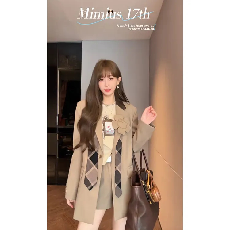【mimius】P 凯蒂猫花朵西装外套（含胸针领带）+短裤（含腰带） G08091