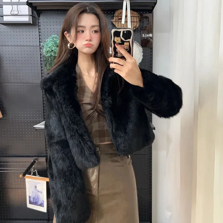 老钱风复古兔毛外套皮毛一体短款高级感秋冬新款