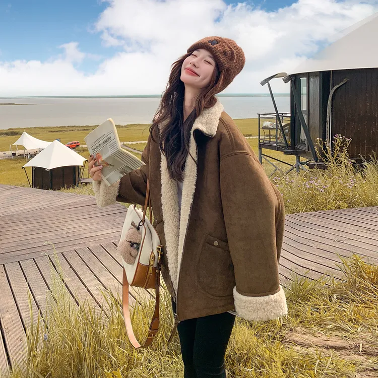 美拉德咖色两面麂皮绒毛绒短外套女2025冬季保暖加厚皮毛一体棉服