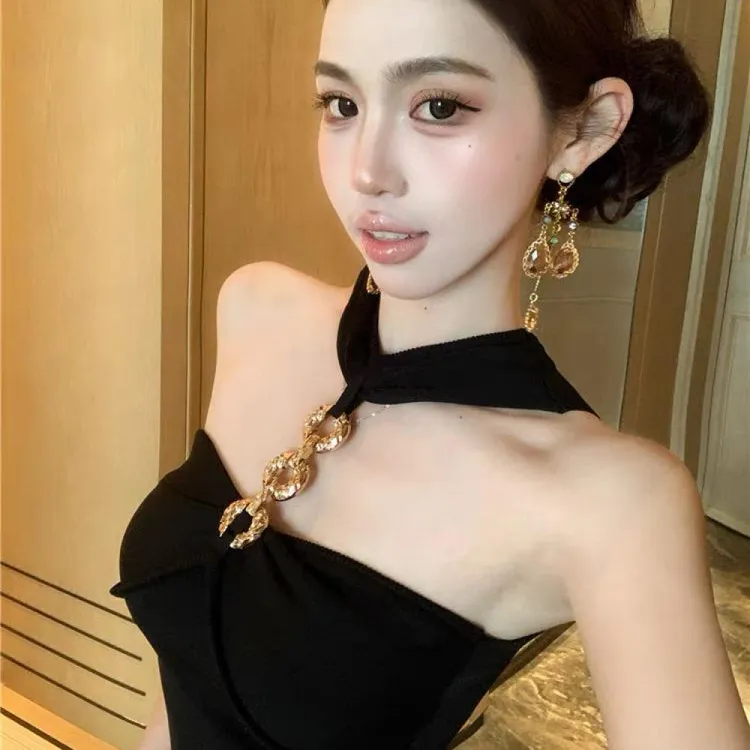 古奈家重工带胸垫金色扣子挂脖辣妹背心上衣修身气质名媛露肩显瘦