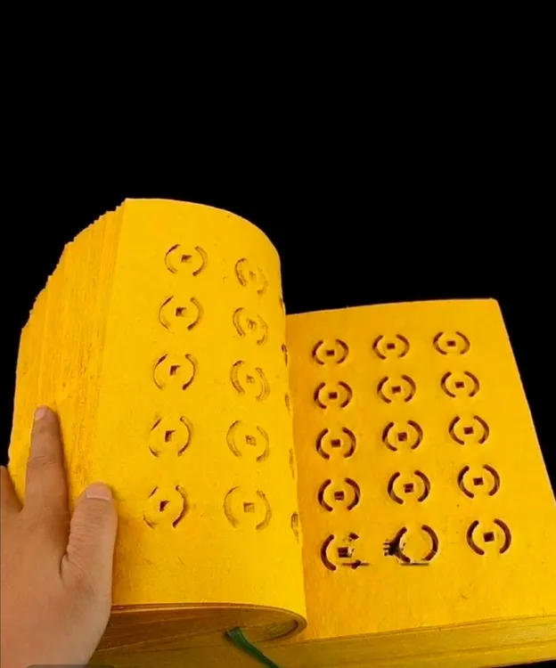 老式打孔黄纸白色草纸祭祀祈福传统用品周年七月十五清明烧纸