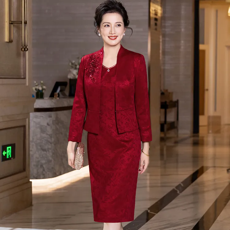 11月份两件套酒红色婚宴装女方妈妈礼服年轻高贵喜婆婆婚宴装套装