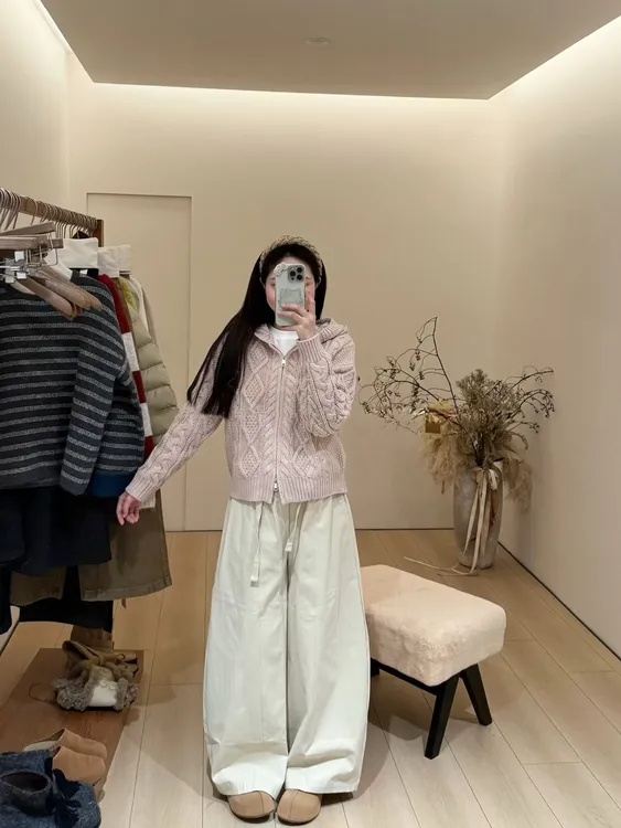 2026秋冬新款扭花拉链显瘦针织外套宽松慵懒版连帽开衫毛衣休闲裤