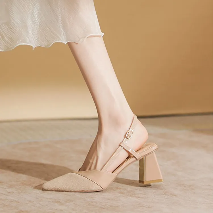 轻奢2024新款包头凉鞋夏季尖头粗跟小香风百搭气质时尚中跟高跟鞋